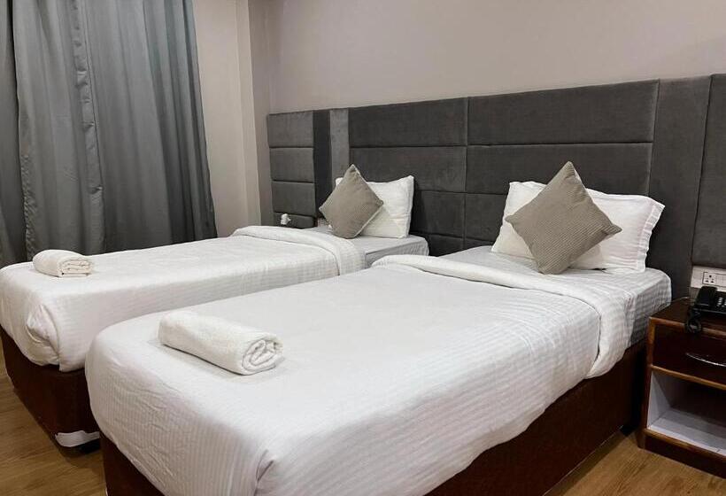 Номер Deluxe, The Phoenix Residency