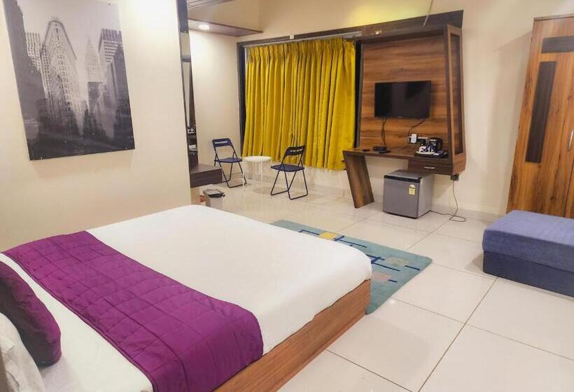 带大床的标准间, Passiflora Beach Resort Alibaug