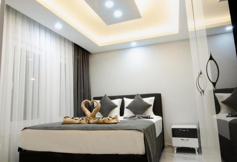 Quarto Triplo Deluxe, Roxapart