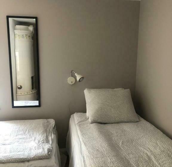 Номер Basic, ångbåten   New Buildt Double Rooms In The Center Of Gränna With Separate Entrance