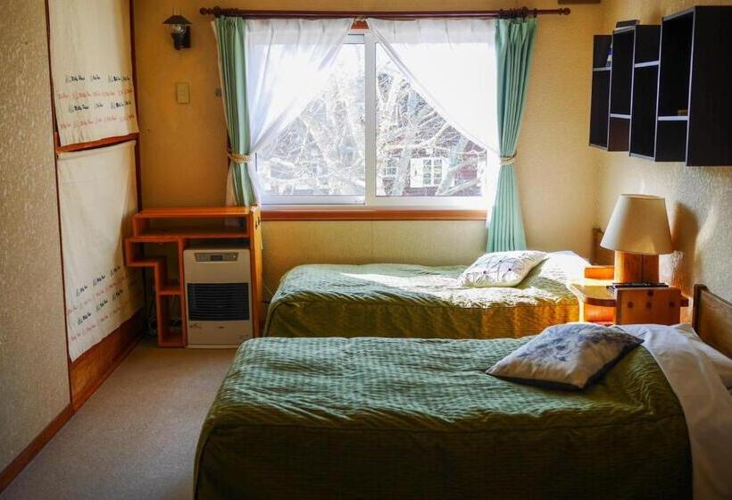 اتاق استاندارد با چشم‌انداز کوهستان, Country Inn Milky House