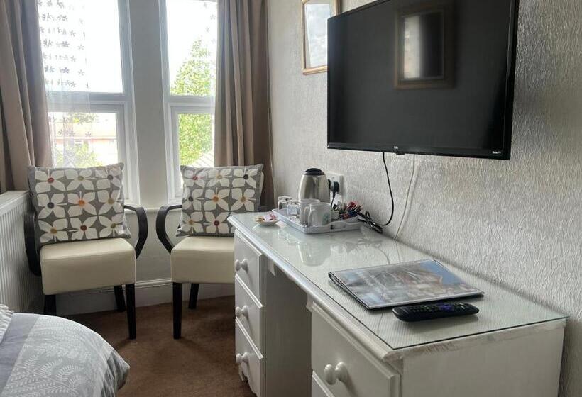 اتاق لوکس, B&b Near The Sea