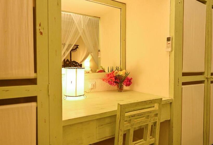 اتاق لوکس, Lions  Luxury Eco Resort & Spa