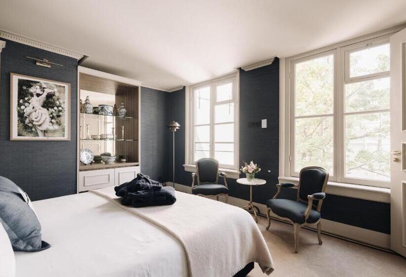 Quarto Executivo Vista Jardim, 717