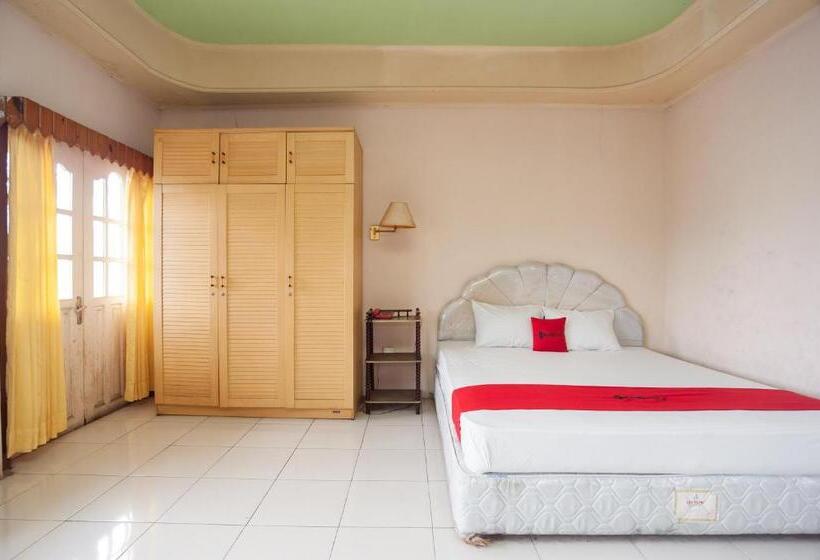 Люкс, Reddoorz @ Jalan Jendral Sudirman Jambi 2