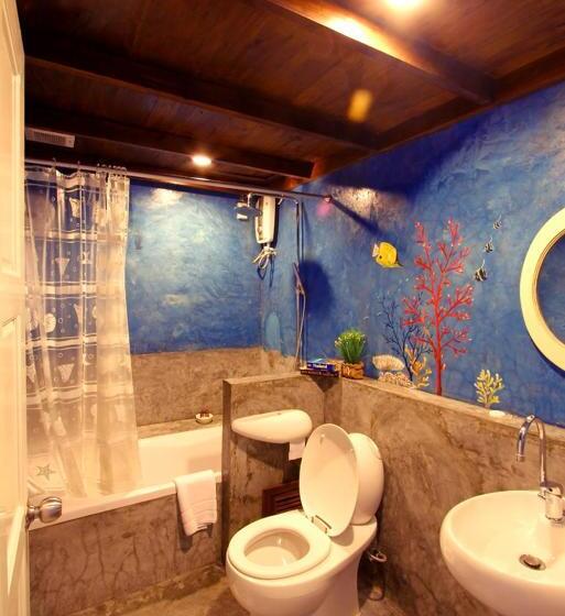 اتاق لوکس, The Colored House Jomtien