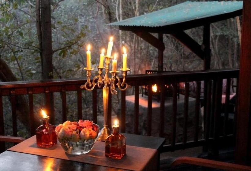کلبه ییلاقی, Thulamela Couples Retreat