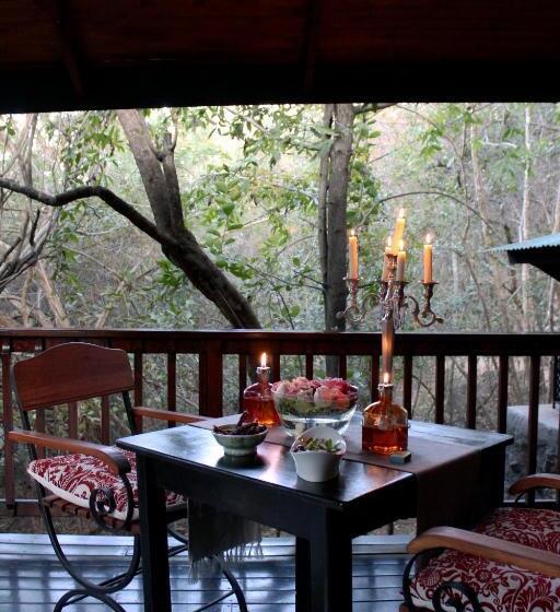 کلبه ییلاقی, Thulamela Couples Retreat