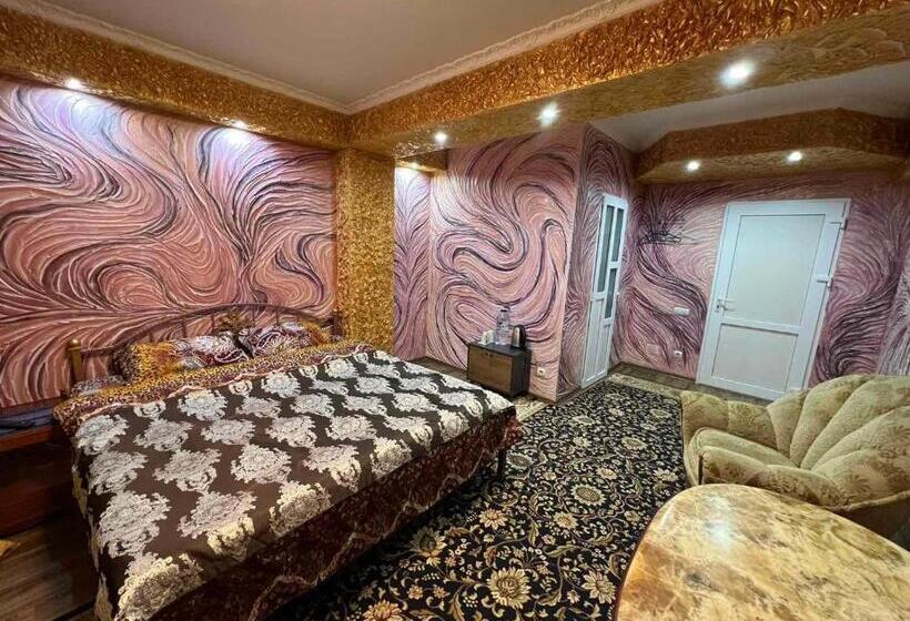 اتاق استاندارد, Golden Rose Room