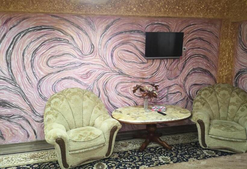 اتاق استاندارد, Golden Rose Room