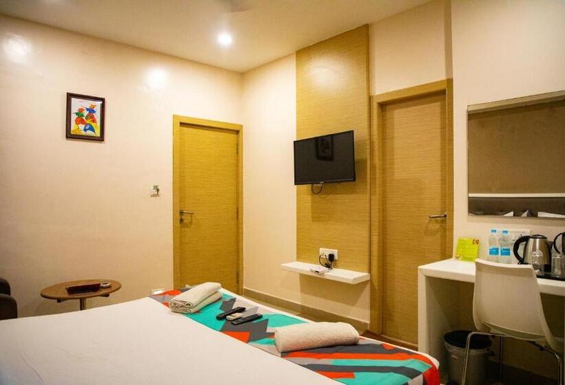 Номер Стандарт, Arunaachalaa Resiidency