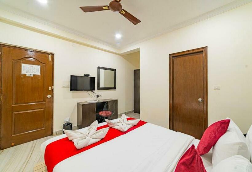 Quarto Estandar, Athome, Whitefields, Kondapur