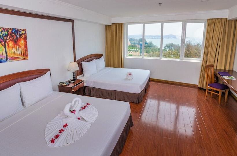 اتاق خانوادگی با چشم‌انداز دریا, Ttc Hotel Phan Thiet