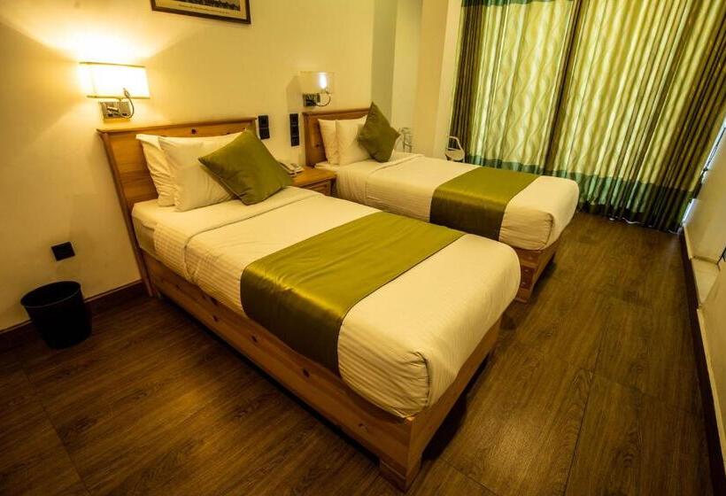 اتاق لوکس, Ganthera Kandy