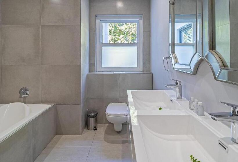 اتاق استاندارد با چشم‌انداز باغ, The Salene Hotel & Cottages