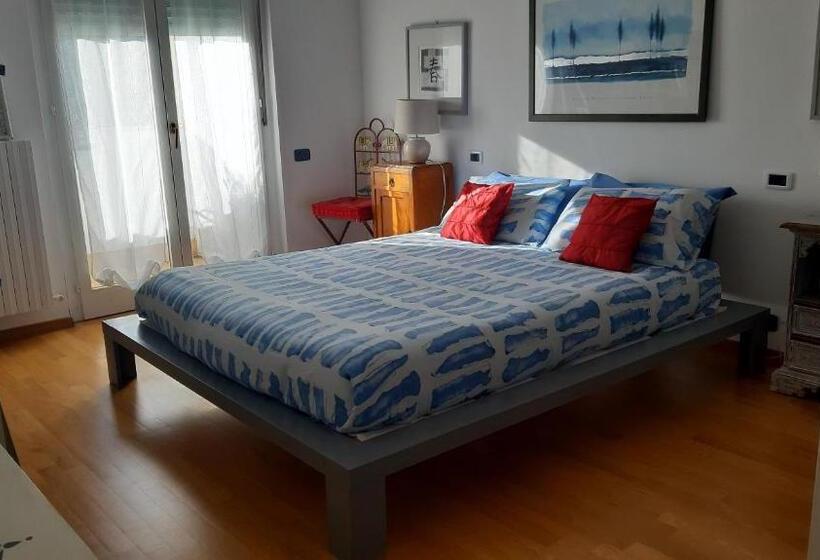 اتاق استاندارد, My B&b   Strada Vecchia Del Pinocchio 3/b
