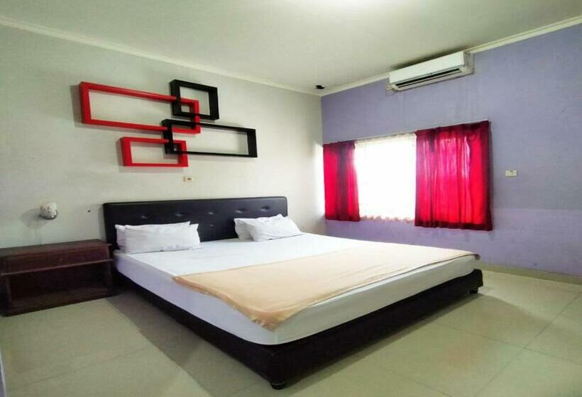 Номер Стандарт, Reddoorz At Hotel Nuansa Ngawi