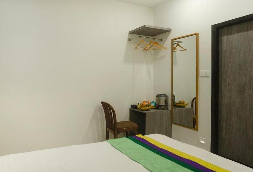 اتاق استاندارد, Treebo Urban, 1 Km From Railway Station