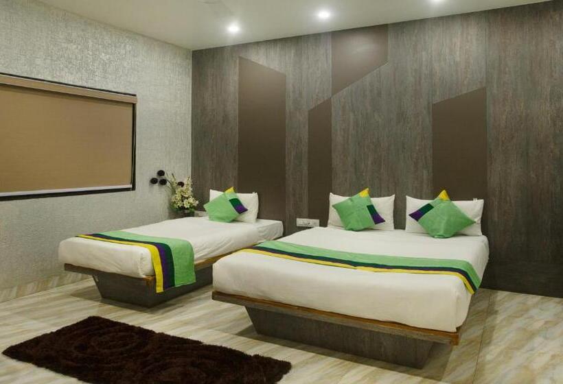 اتاق لوکس, Treebo Urban, 1 Km From Railway Station