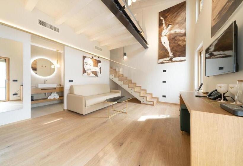Люкс Повышенной Комфортности, Relais Forte Benedek Wine & Spa   Adults Only