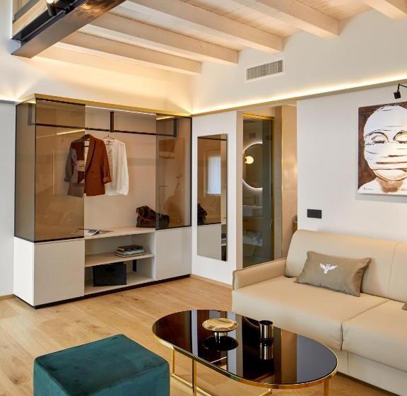 Люкс Повышенной Комфортности, Relais Forte Benedek Wine & Spa   Adults Only