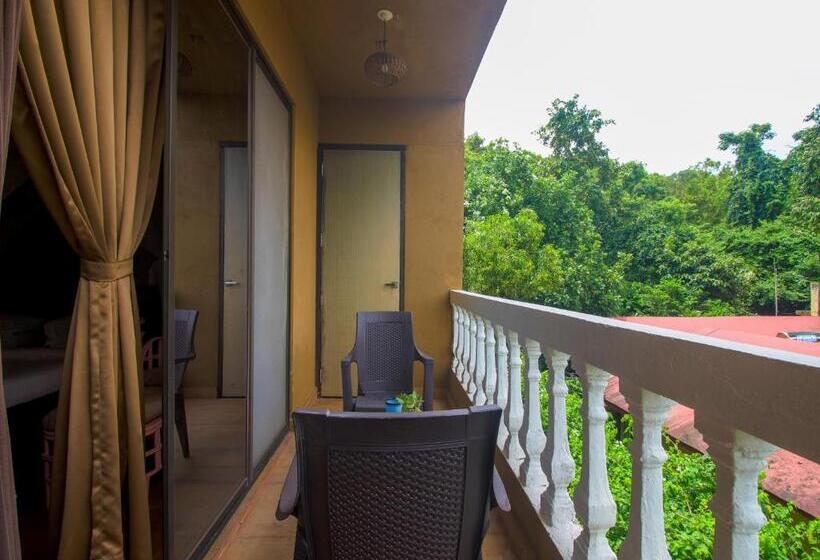 اتاق لوکس, Verandah   A Beautiful Story, Near Anjuna Beach