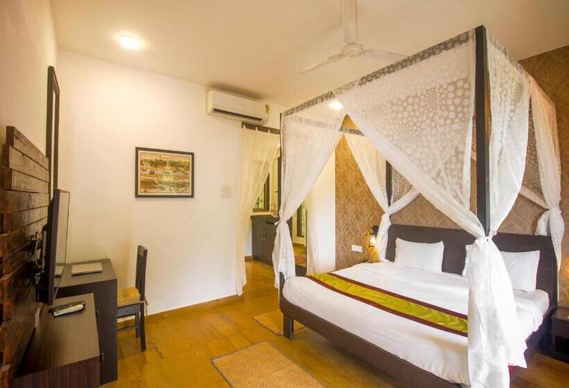 اتاق لوکس, Verandah   A Beautiful Story, Near Anjuna Beach