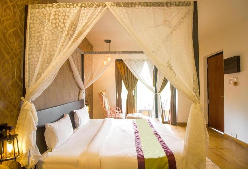 اتاق لوکس, Verandah   A Beautiful Story, Near Anjuna Beach