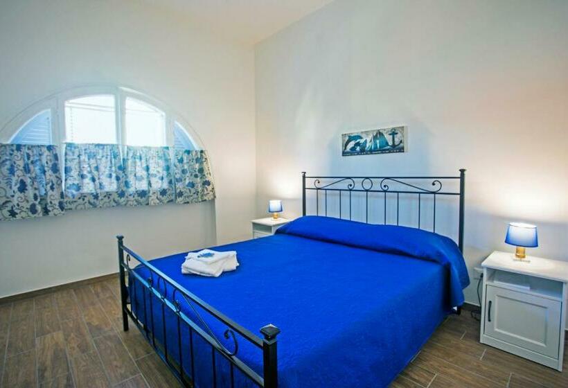 اتاق استاندارد سه نفره, B&b Al Blu