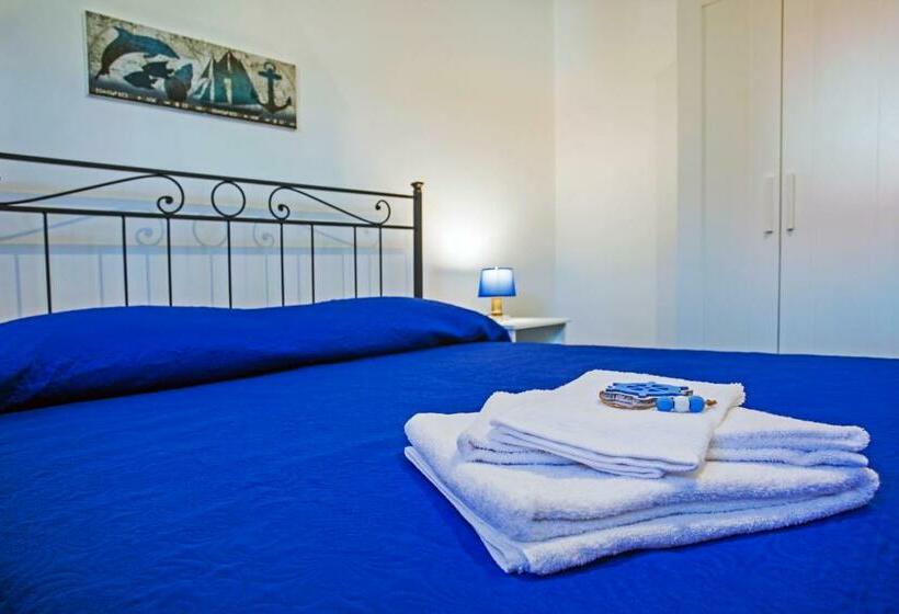 اتاق استاندارد سه نفره, B&b Al Blu
