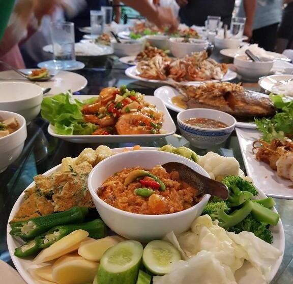 سوییت خانوادگی, กู๊ดวิวสัตหีบ