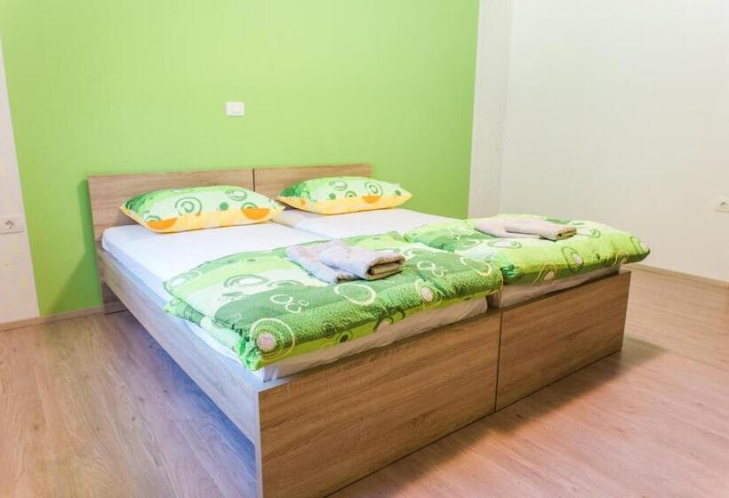 اتاق استاندارد, Guest House Rosi