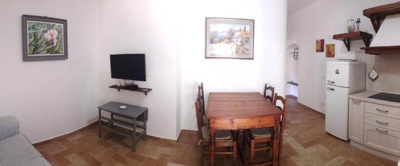 آپارتمان 2 خوابه, Agriturismo Le Catre