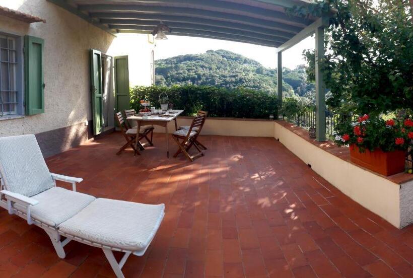 آپارتمان 2 خوابه با تراس, Agriturismo Le Catre