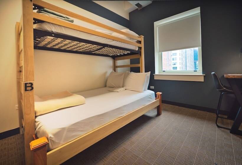 חדר סטנדרט, Hi Chicago Hostel