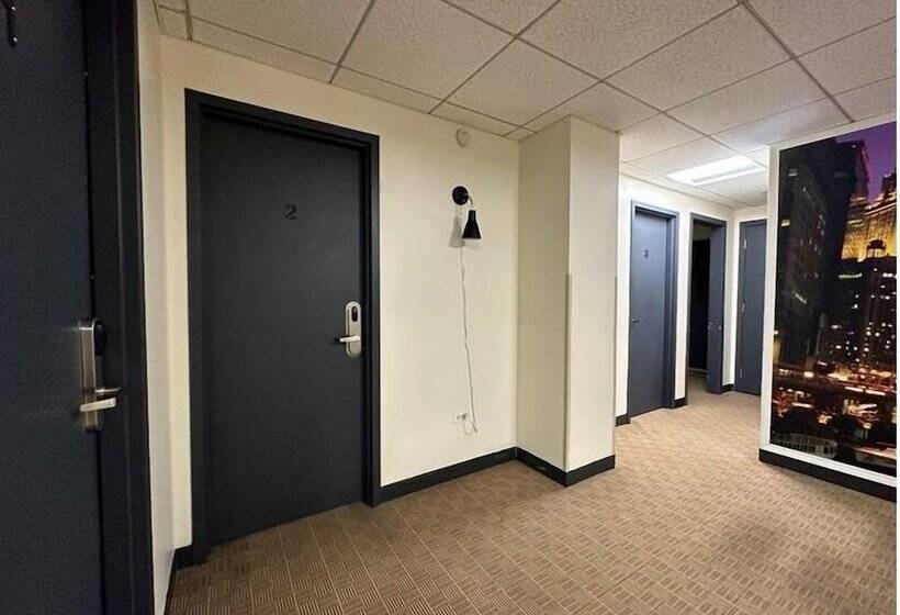 מיטה בחדר משותף, Hi Chicago Hostel