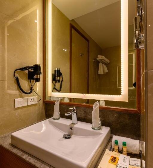 اتاق لوکس, Ananta Spa & Resort, Pushkar