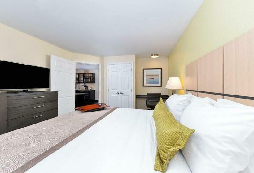 带大床的标准工作室, Candlewood Suites Sayre, An Ihg