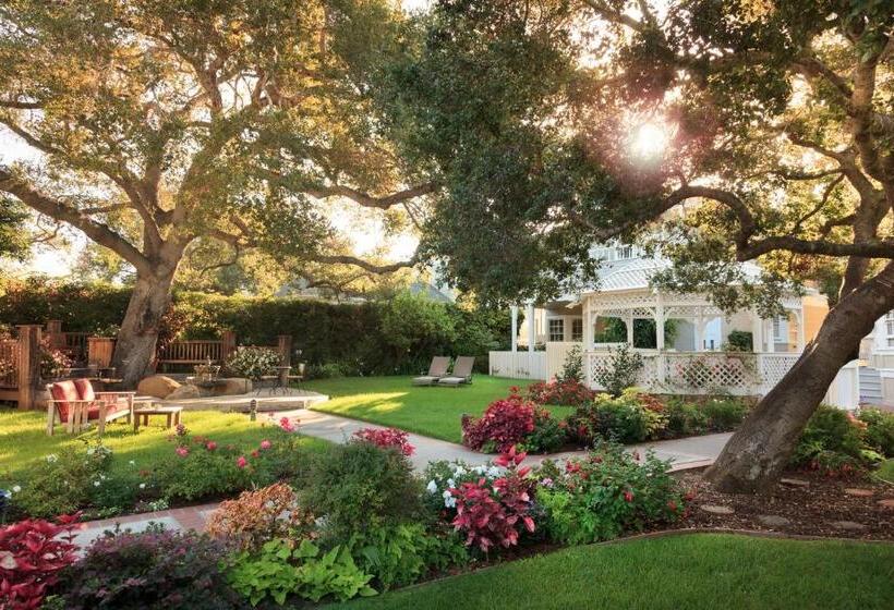 Номер Стандарт с Балконом, Cheshire Cat Inn & Cottages