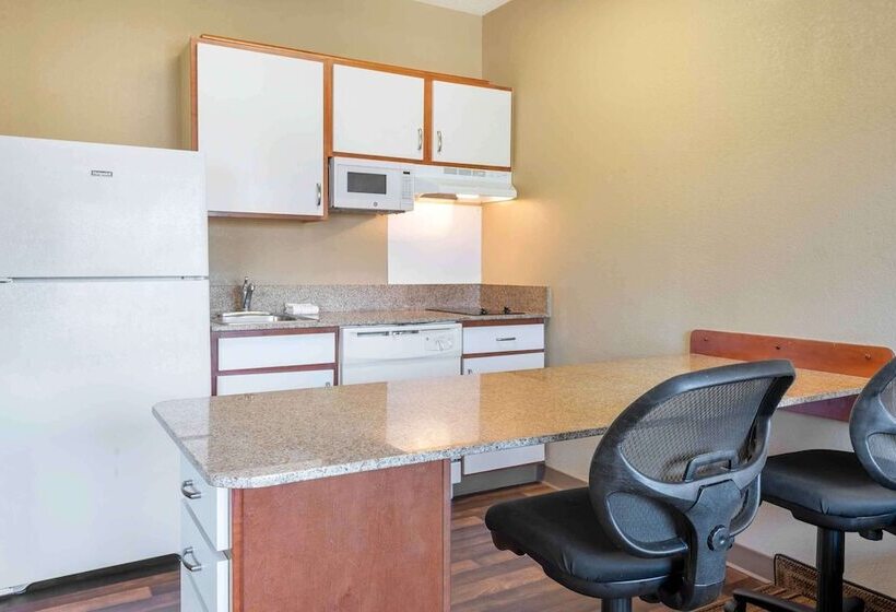 Студия Deluxe, Extended Stay America Suites  Secaucus  New York City Area
