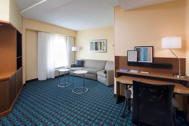 سوئیت با تخت بزرگ, Fairfield Inn & Suites By Marriott Newark Liberty International Airport