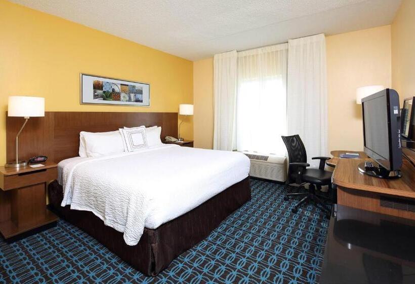 اتاق استاندارد با تخت بزرگ برای معلولان, Fairfield Inn & Suites By Marriott Newark Liberty International Airport