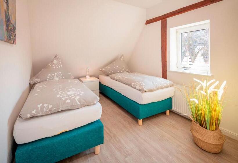 Апартаменты 1 Спальня, Hofhotel Krähenberg