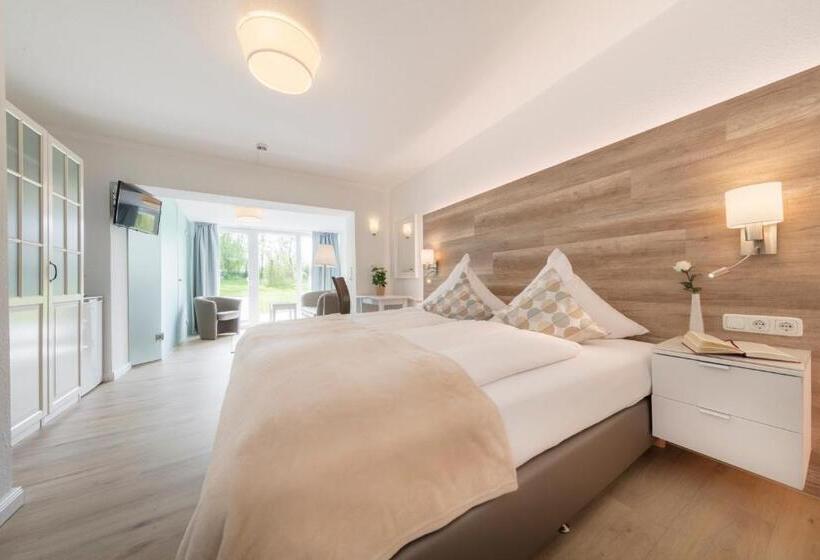 Полулюкс Вид на Сад, Hofhotel Krähenberg
