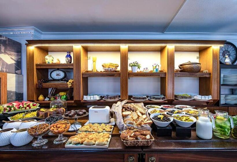 Quarto Familiar, Kozan City