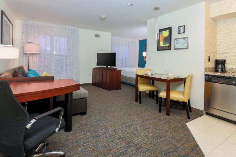 스탠다드 스튜디오 킹침대, Residence Inn By Marriott Arlington South