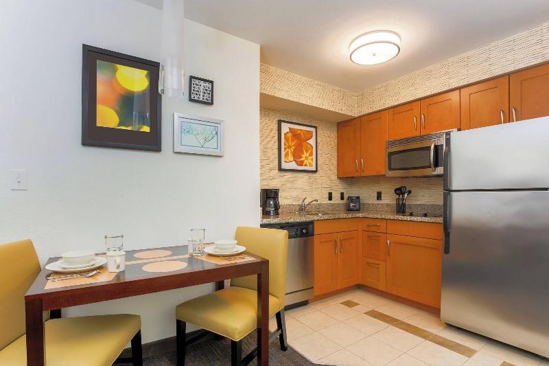스위트 킹사이즈 침대, Residence Inn By Marriott Arlington South