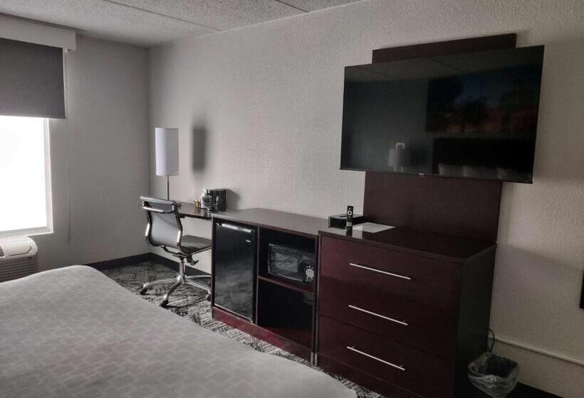 Номер Стандарт Адаптированный для Инвалидов, Best Western Atlanta Cumberland Galleria