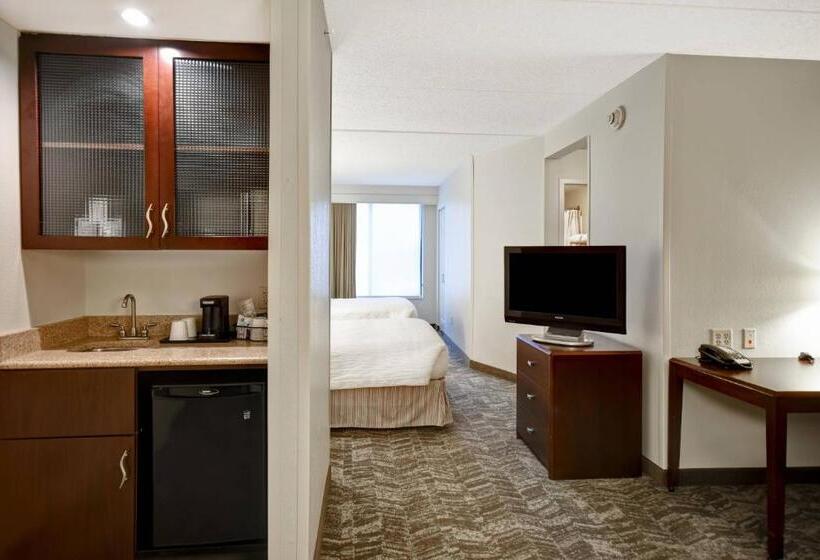 استودیوی استاندارد, Springhill Suites Louisville Airport