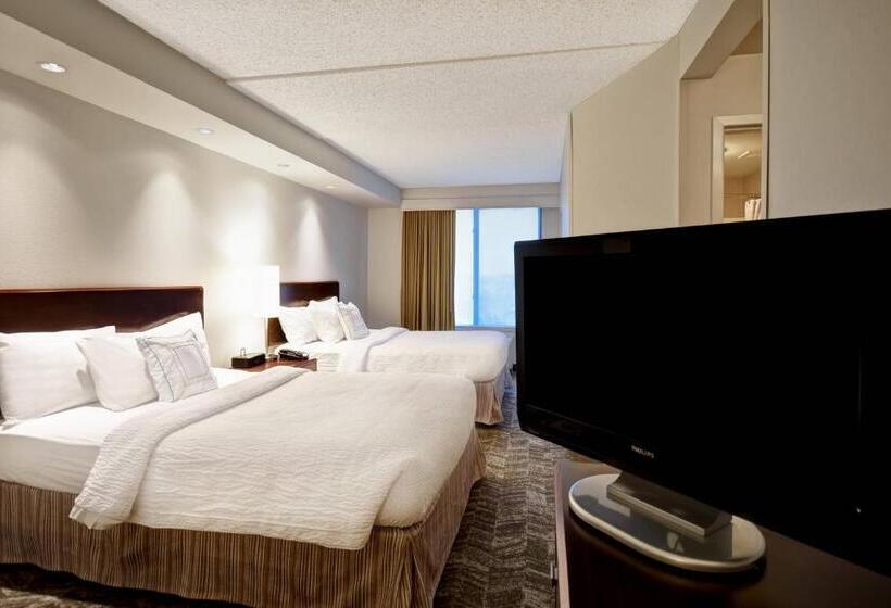 استودیوی استاندارد, Springhill Suites Louisville Airport
